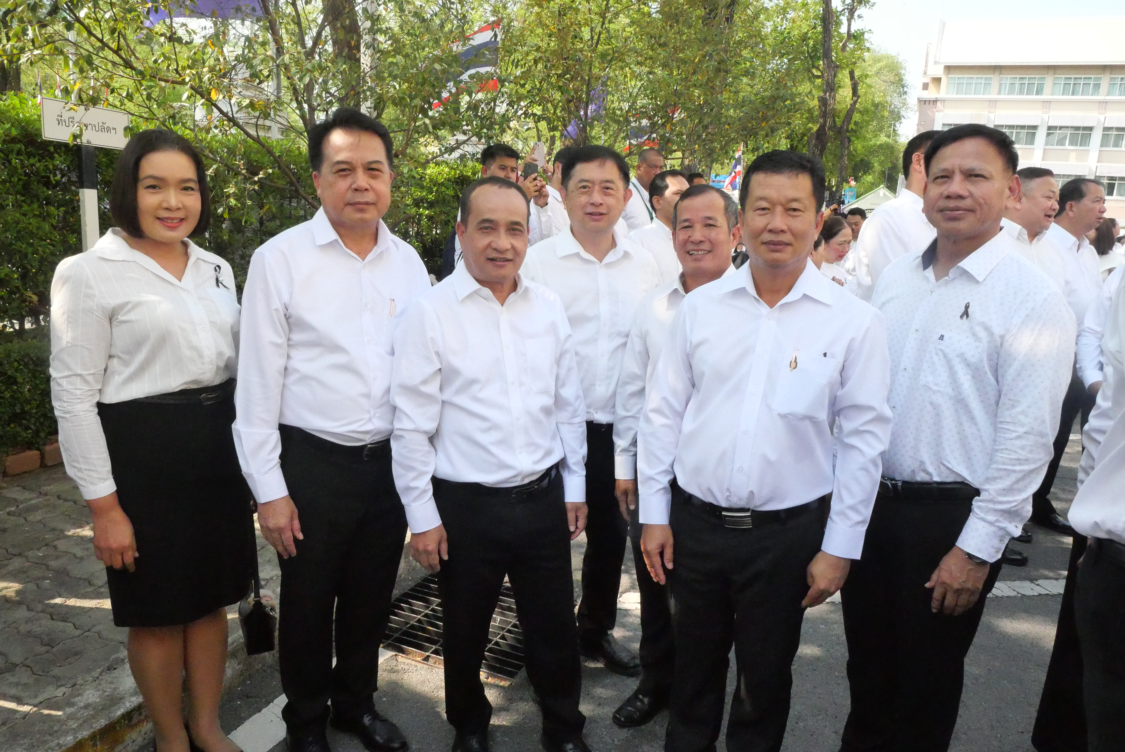 title - คณะผู้บริหาร ส.ป.ก. ร่วมพิธีสักการะสิ่งศักดิ์สิทธิ์ประจำกระทรวงเกษตรและสหกรณ์ ในโอกาสเข้ารับตำแหน่งของรัฐมนตรีว่าการกระทรวงเกษตรและสหกรณ์ และรัฐมนตรีช่วยว่าการกระทรวงเกษตรและสหกรณ์ 